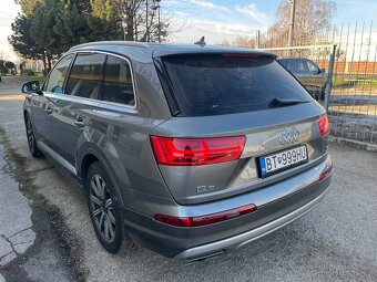 Audi Q7 3,0 TDi S-line Quattro - 6