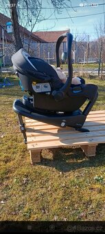 Autosedačka Joie s Isofixem - 6