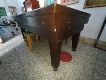 Prodám krásný zachovalý karambolový stůl. - 6
