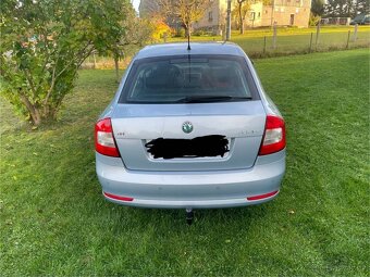 Škoda Octavia 1.6 MPI sedan benzín Zelená metalíza - 6