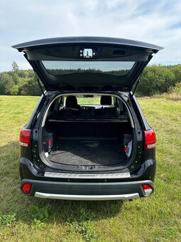 Mitsubishi Outlander 2.0, 4x4 - 6