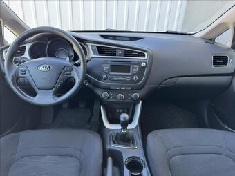 Kia Ceed 1,4 i,73kW,DPH,1.maj.,původČR - 6