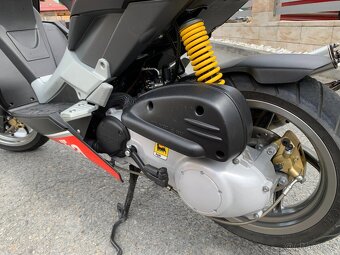 Aprilia SR 50 R Factory (2009) - 6