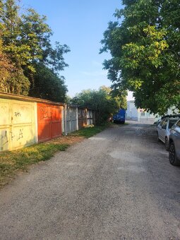 Nabízíme prodej garáže v Kr.poli - 6