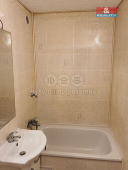 Prodej bytu 1+kk, 31 m², Praha, ul. Platónova - 6