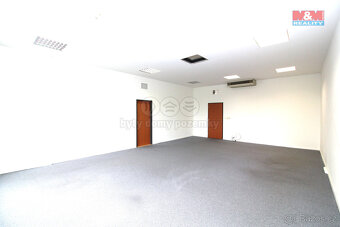 Pronájem kancelářského prostoru,560m², Praha 10 - 6