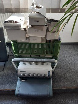 Materiál na vazbu a stroj - 6