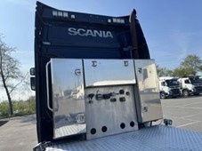 9832 Scania R 730 - 6x4 – Tahač + Sklápěcí hydraulika - Soup - 6