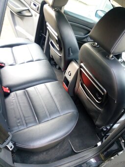 Ford Kuga 4x4 - 6