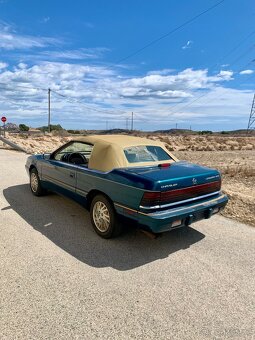 Chrysler LeBaron - 6