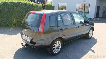 Ford Fusion 1.4 I - 6