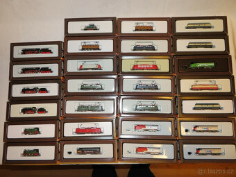 Sada 213 kusů lokomotivy Märklin Z-rail Mini-Club 57x - 6