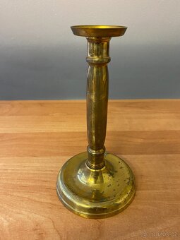 Sběratel nabízí staré mosazné svícny - 6
