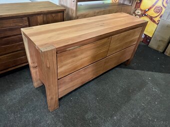 Krásná NOVÁ šuplíková Komoda Philon přírodní akát - 6