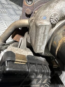 // Turbo Jaguar XF 2.7D 152kw - P // - 6