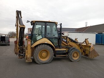 Prodám Caterpillar 428F - 6