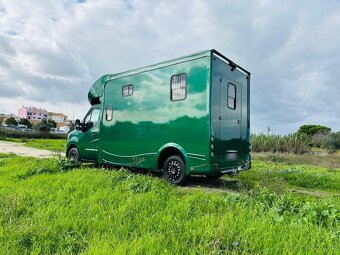 Přepravník koní Renault ATM 5-místný / Automat - 6