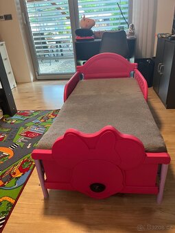 Dětská postel Minnie + 2x matrace - 6