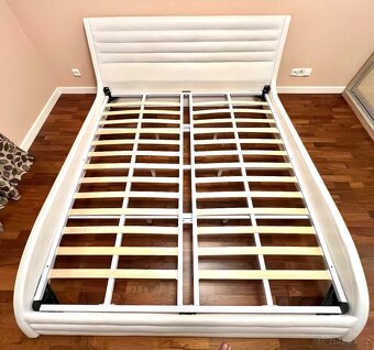 Manželská postel - 6