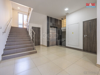 Pronájem obchod a služby, 159 m², Vlašim, ul. Komenského - 6