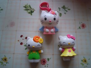 Hra Hellou Kitty skládačka.. - 6