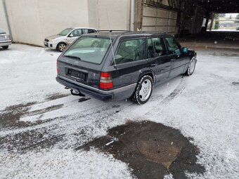Mercedes W124 300TE, motorizace 300E benzinový šestiválec s - 6