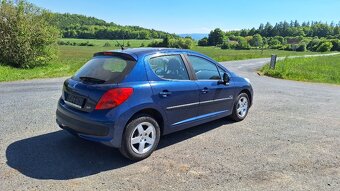 Peugeot 207 1,4 - 6