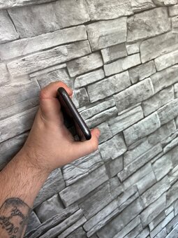 iPhone 11 - 6