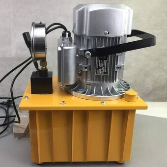 Elektrohydraulické čerpadlo 700 Bar - zabalené nové - 6