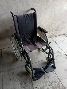 Invalidní vozík, chodítko - 6