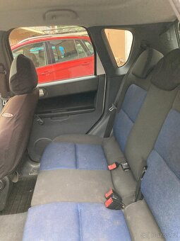 Mitsubishi Colt 1.3 benzin na opravu nebo náhradní díly - 6