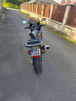 Honda Hornet 600S - 6