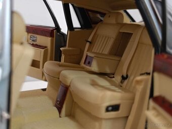 1:18 Kyosho Rolls-Royce Phantom Extended Wheelbase GM - 6
