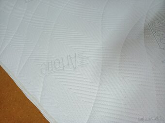 Prodám 2 x pamětové luxusní sendvičové matrace 100 x 200 x 2 - 6