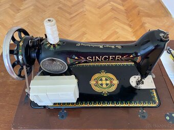 Prodám šicí stroj SINGER - 6