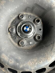 Zimní kola Bmw 205/60/16 - 6