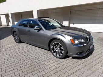Lancia Thema EXECUTIVE 3.6L V6 8ATX; MY12 - 6