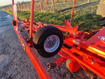 Obraceč píce KUHN GF 8702 - 6