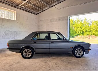 BMW E28 520i - 6