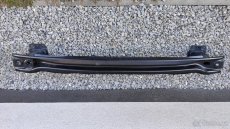 zadní výztuha VW Touran 5TA / 5T1 2017 - 6
