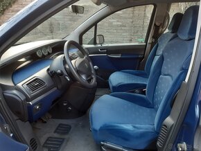 Peugeot 807 2.0 HDI -motor k.o. - 6