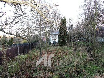 Znojmo – Leska – zahrada o výměře 307 m2 se zahradním domkem - 6