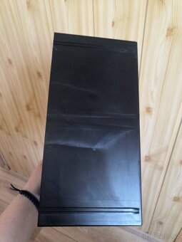 Stojan na CD - 6