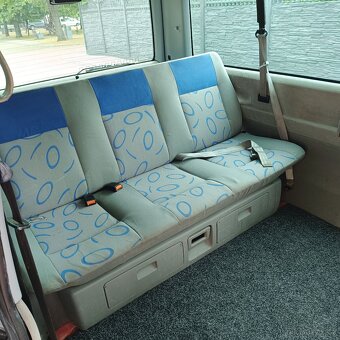VW CARAVELLE LONG 2.5.TDI 75KW RV-2001 INTERIÉR MULTIVAN - 6