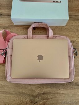 MacBook Air 13” (2020) – Rose Gold – TOP STAV - 6