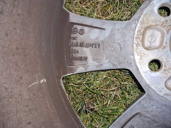 Komplet letní Alu kola R17 Škoda Superb III, 5x112 mm - 6