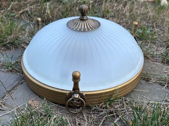 Krásně zdobený lustr a stropnice - 6