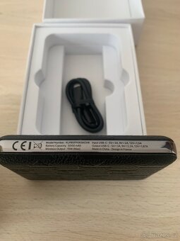 Magnetická powerbanka Karl Lagerfeld 5000mAh - 6