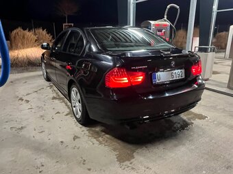 BMW e90 320d facelift - 6