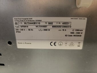 Úzká pračka Bosch serie 6, top stav - 6